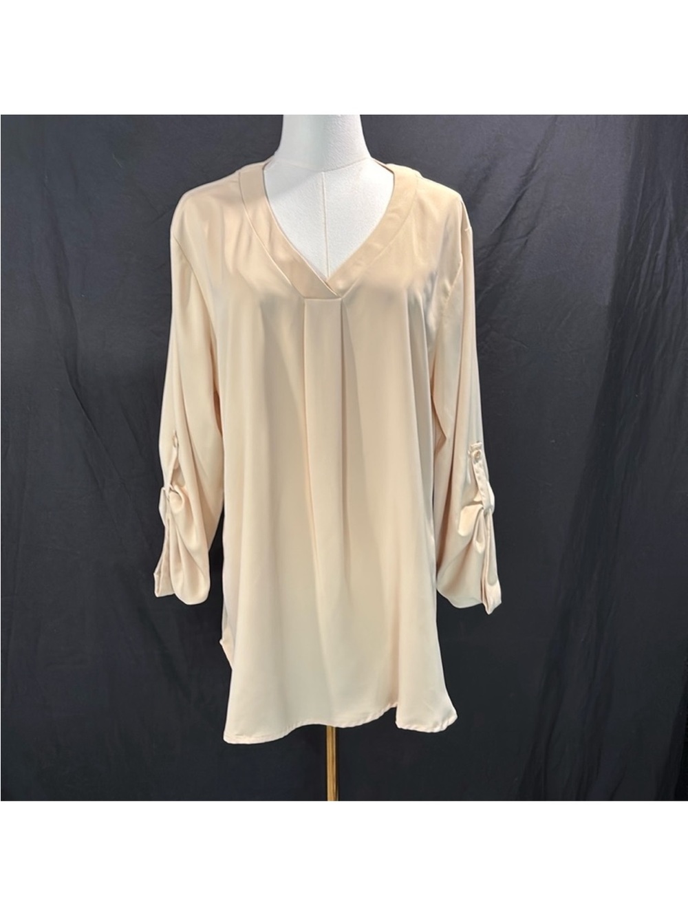 Youtalia Elegant Cream V-Neck Tunic with Roll-Tab Sleeves